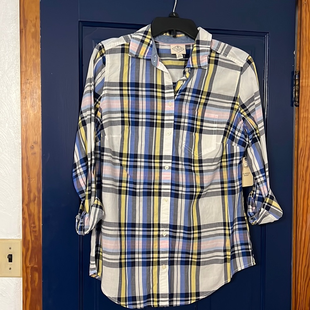 St. John’s Bay button up shirt